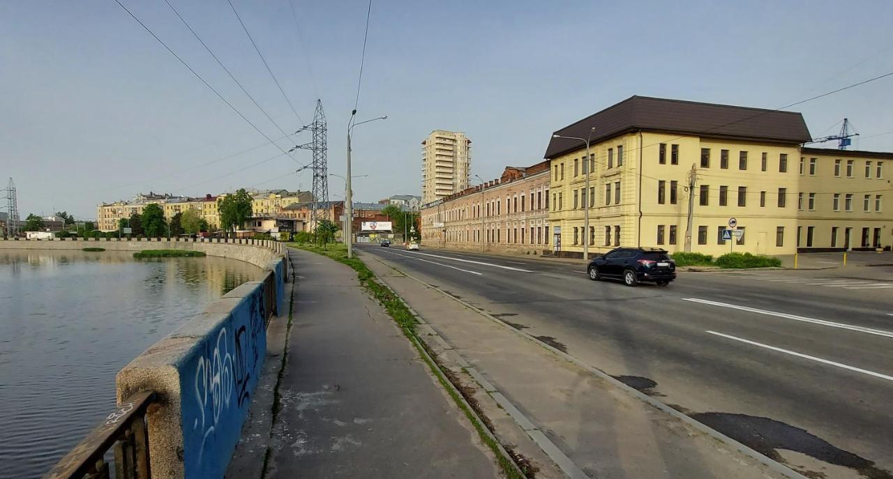 Студія 5 В Вілле Жаткіна Біля Тц Нікольский Charkiv Esterno foto